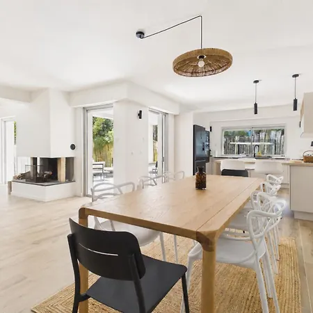 بيت للعطل 600 M De La Plage, Maison Et Jardin Pour 8