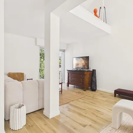 600 M De La Plage, Maison Et Jardin Pour 8 بيت للعطل *